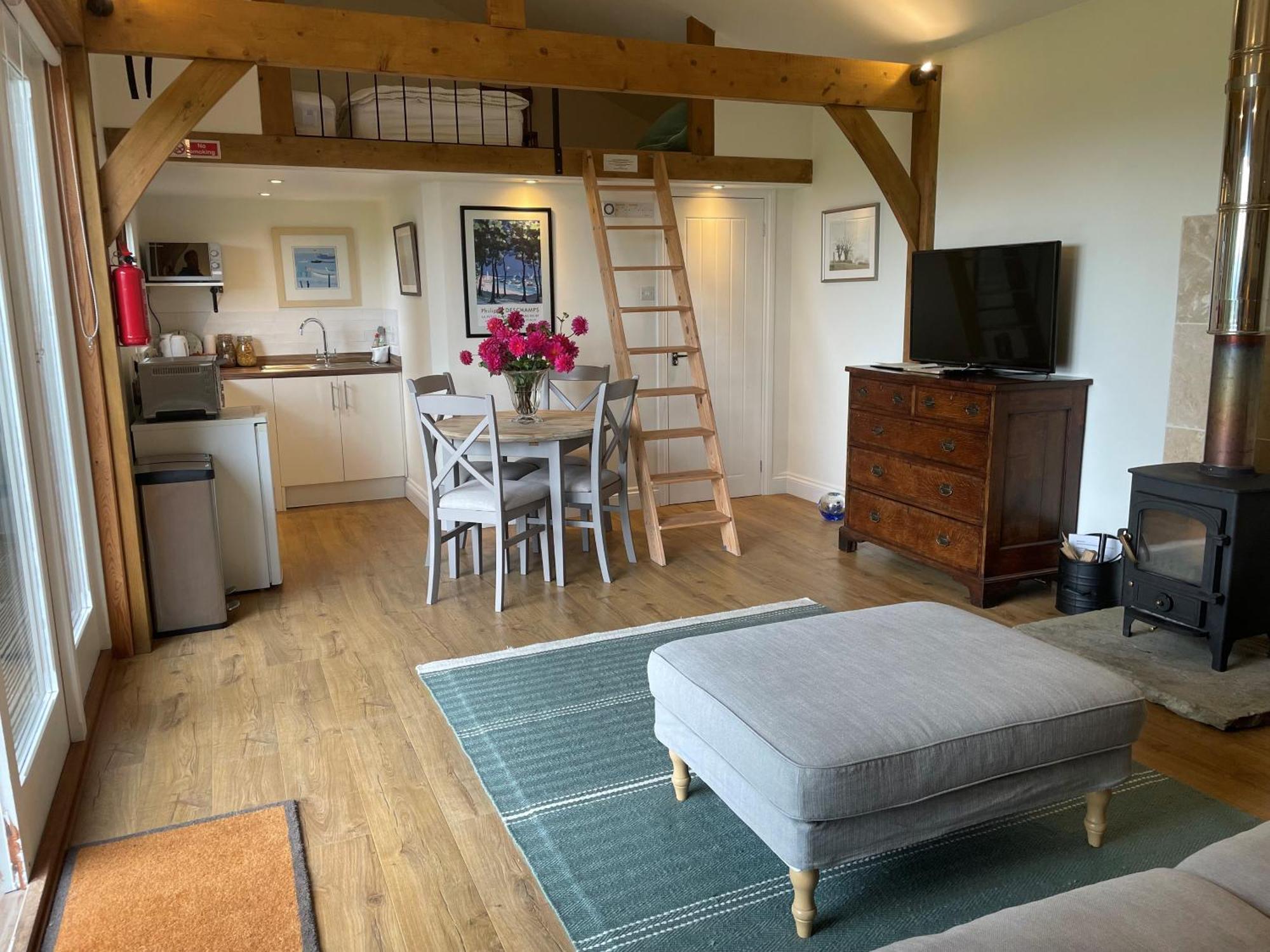 Stunning Cabin With Incredible Views Near Goodwood Rogate Екстер'єр фото